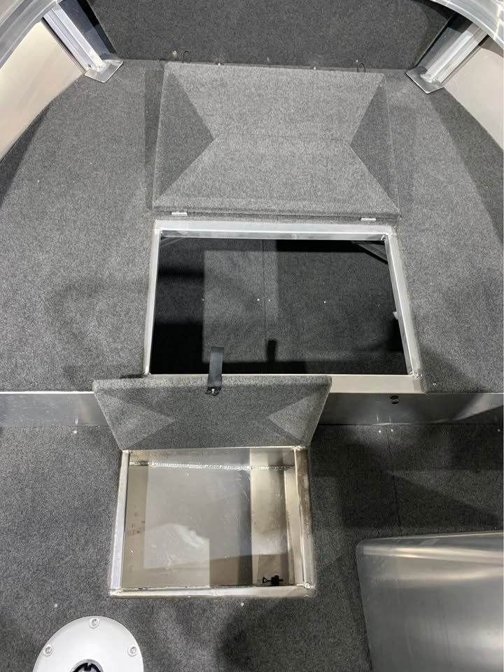 Thumbnail: Horizon Stryker 442 XPF Side Console