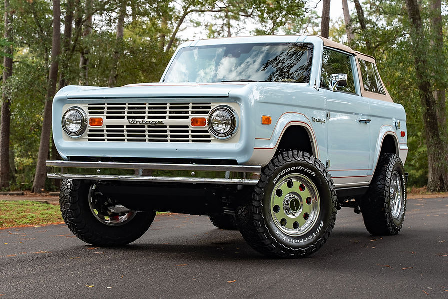 RLA08509 - 24 Vintage Bronco V6-7401145.jpg
