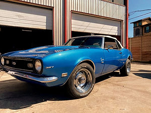 blue camaro 327_edited.jpg