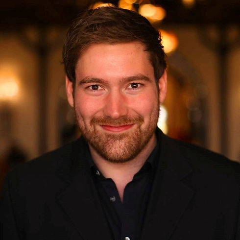 philipp-busch-foto_edited.jpg