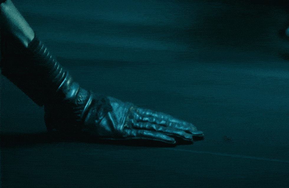 PR - Glove w Super_2.gif