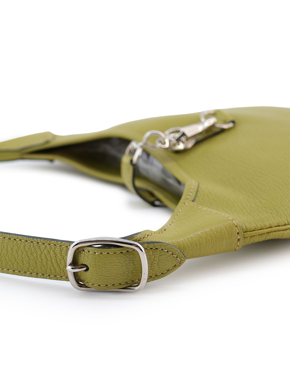 Thumbnail: Hermès Trim 22 Shoulder Bag | ▢ H