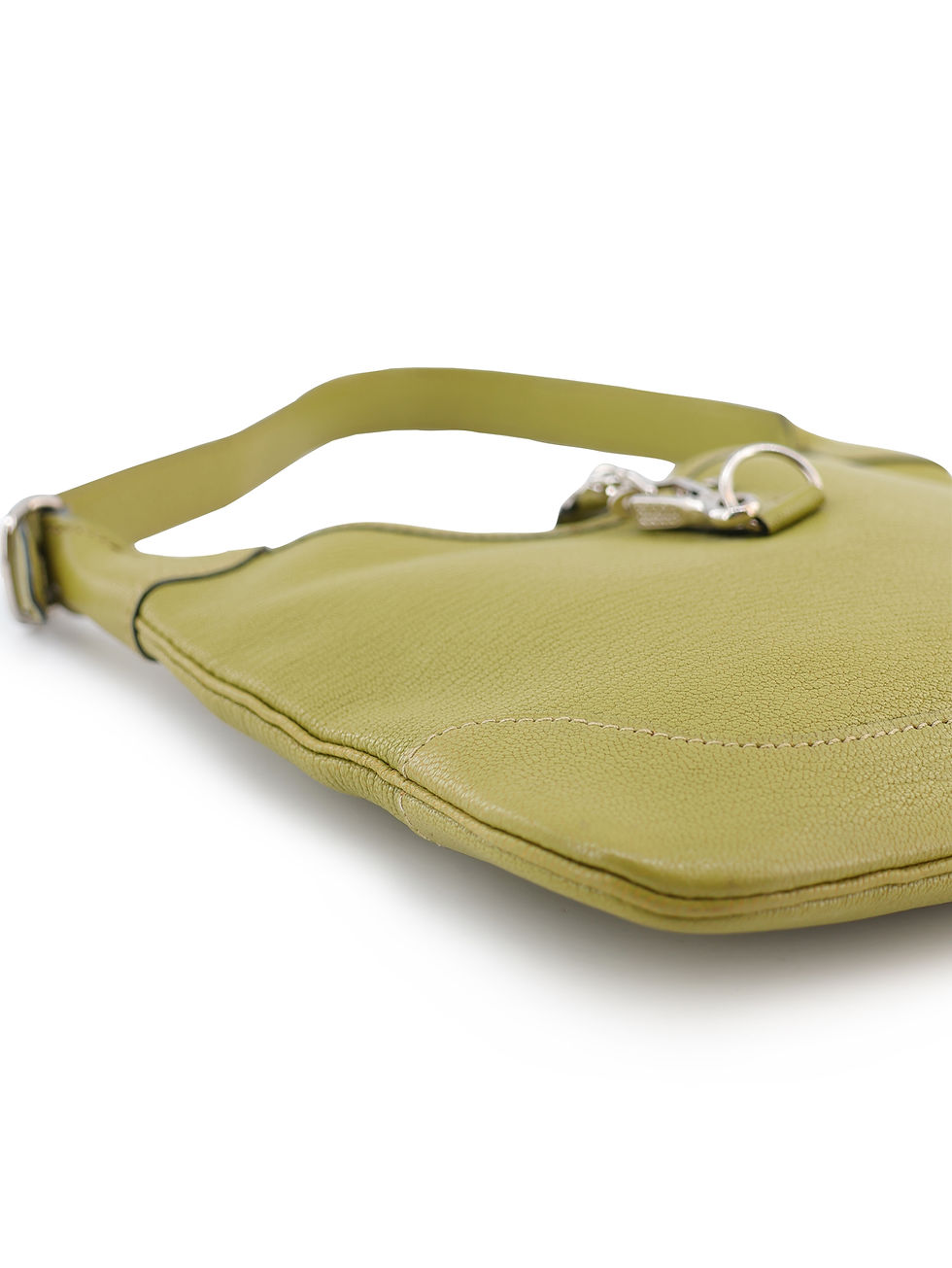 Thumbnail: Hermès Trim 22 Shoulder Bag | ▢ H