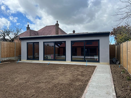 Sliding doors on extension