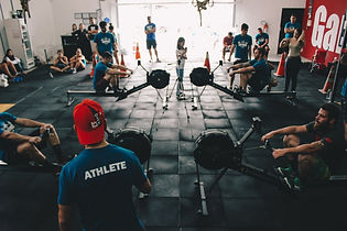 athletes-endurance-energy-685534.jpg