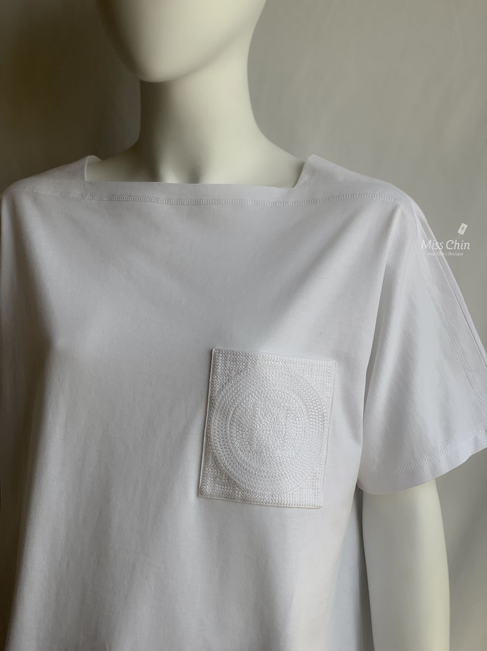 縮圖：Hermes 方領口袋刺繡T恤