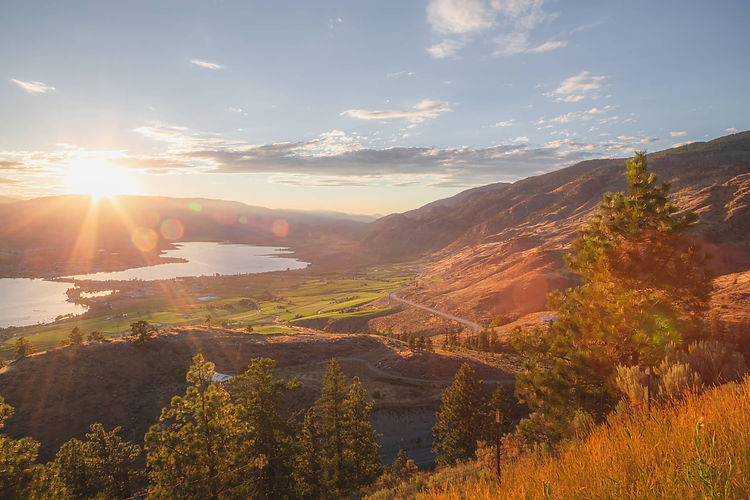 okanagan-background.jpg