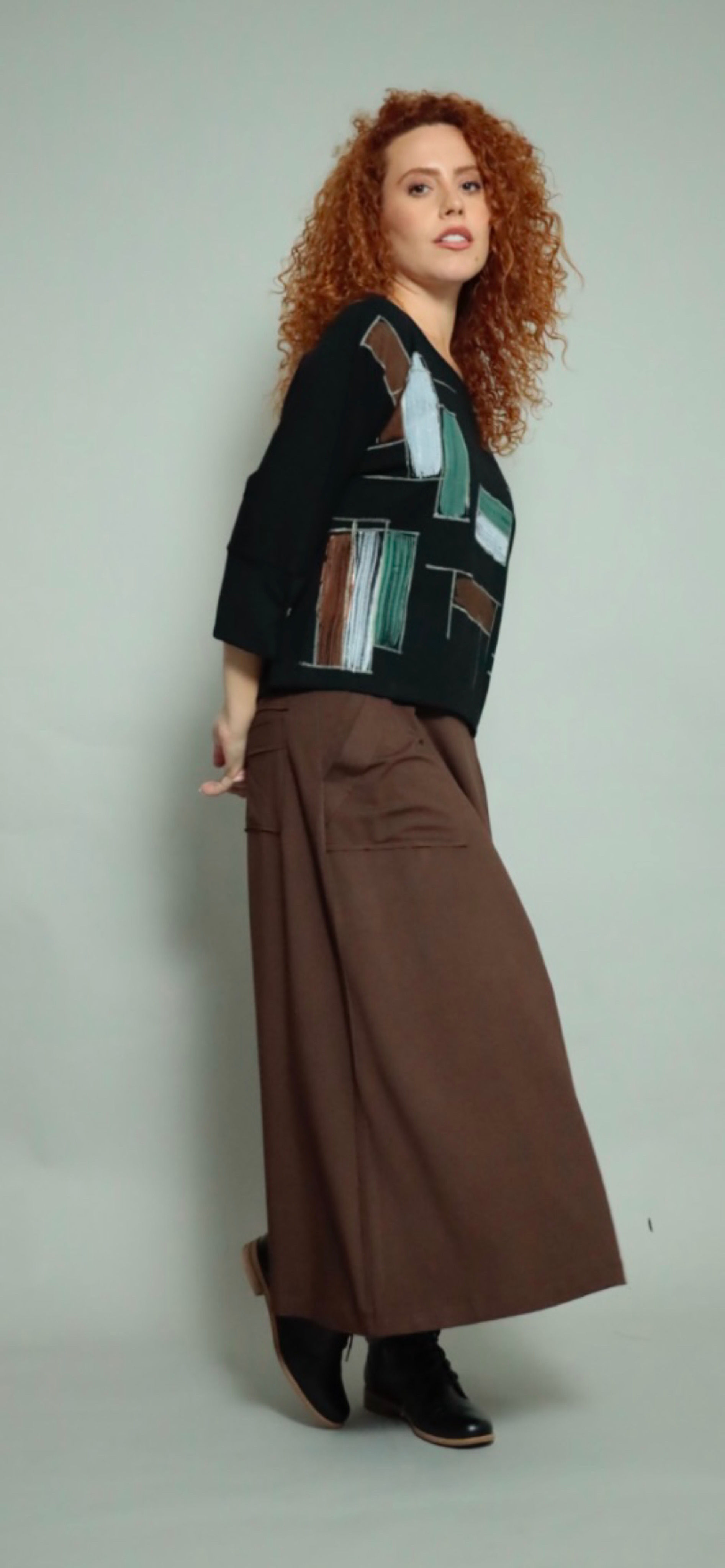 BLUSA ESTAMPA PRÉDIOS ABSTRATOS