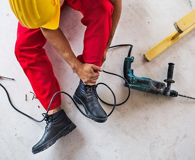 Como proceder após um acidente 1. Comunicação do Acidente de Trabalho (CAT): Deve ser emitida pelo empregador ou pelo próprio