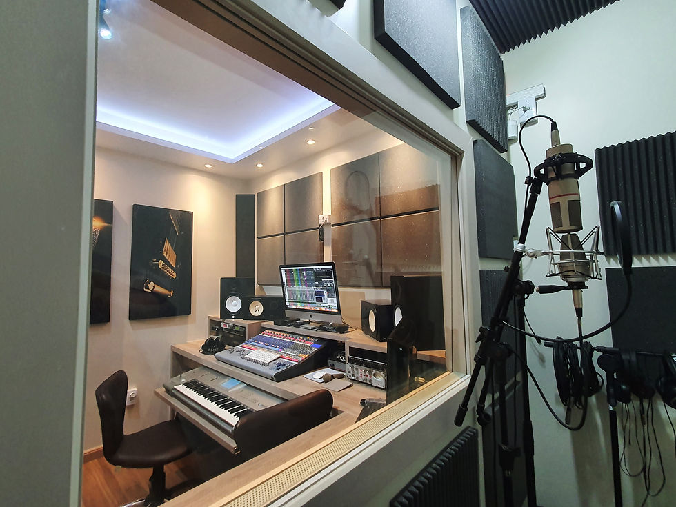STUDIO W70 - 10