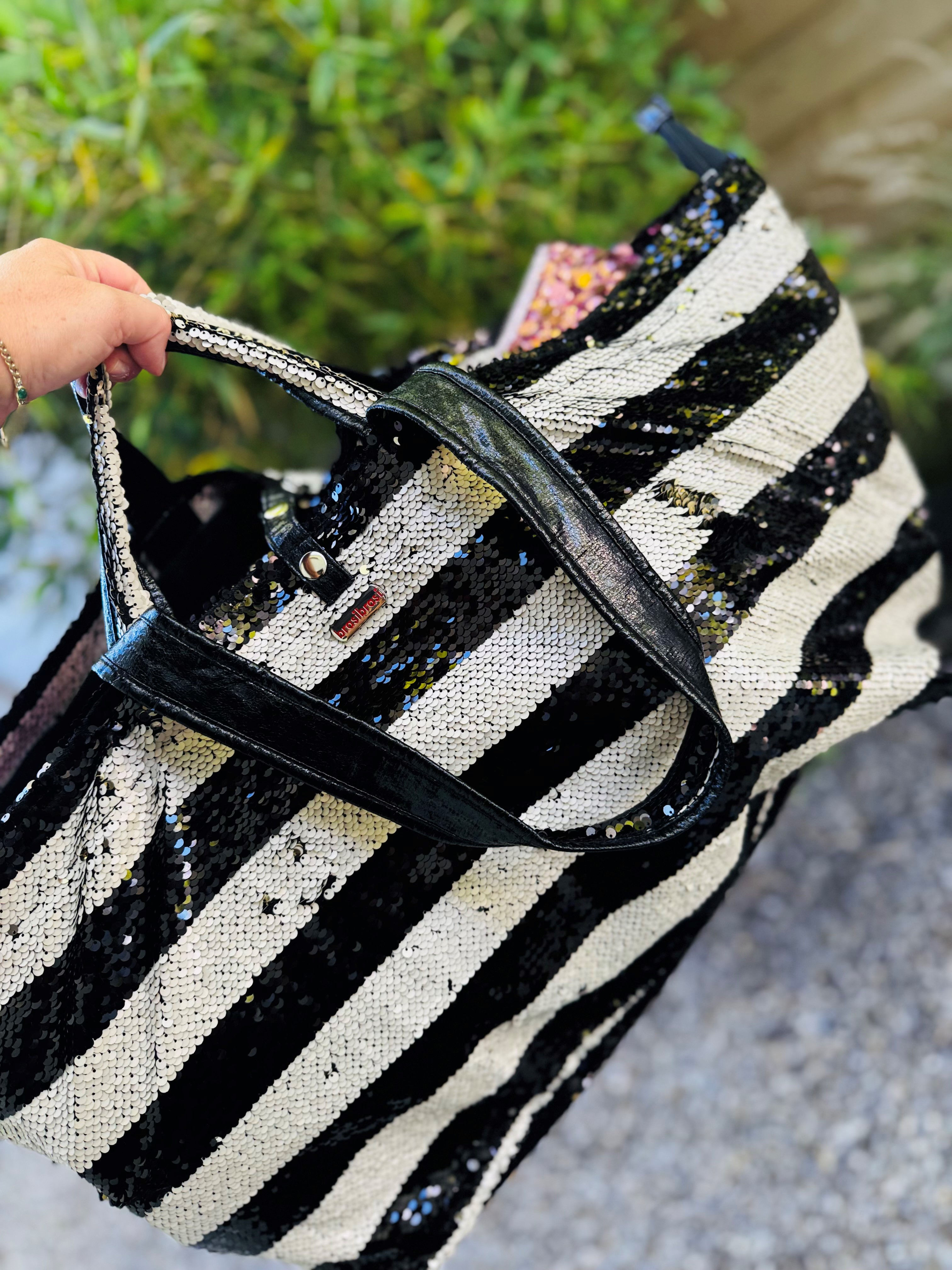 bigger stripe paillette creme/schwarz mit Reißverschluss