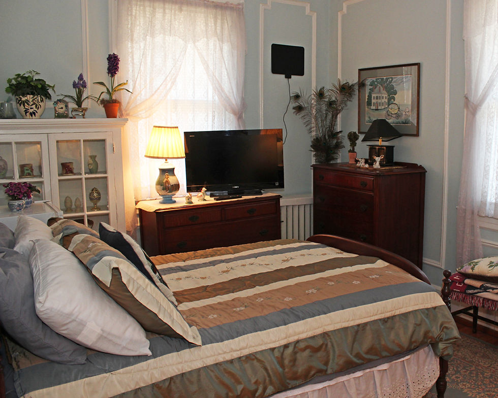 Port City Guesthouse Blue Room