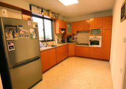 למכירה 4 חדרים באם המושבות4