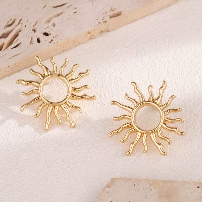 Thumbnail: Golden Sun Earrings 