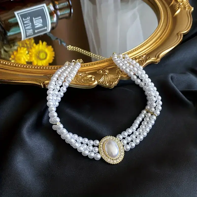 Thumbnail: Vintage Sparkle Pearl Choker Necklace 