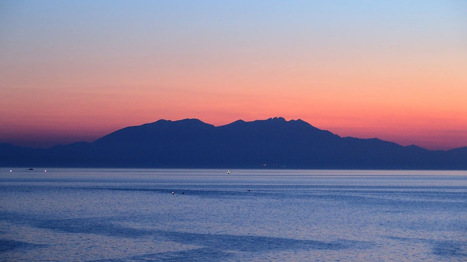 couher de soleil sur le mont Olympe