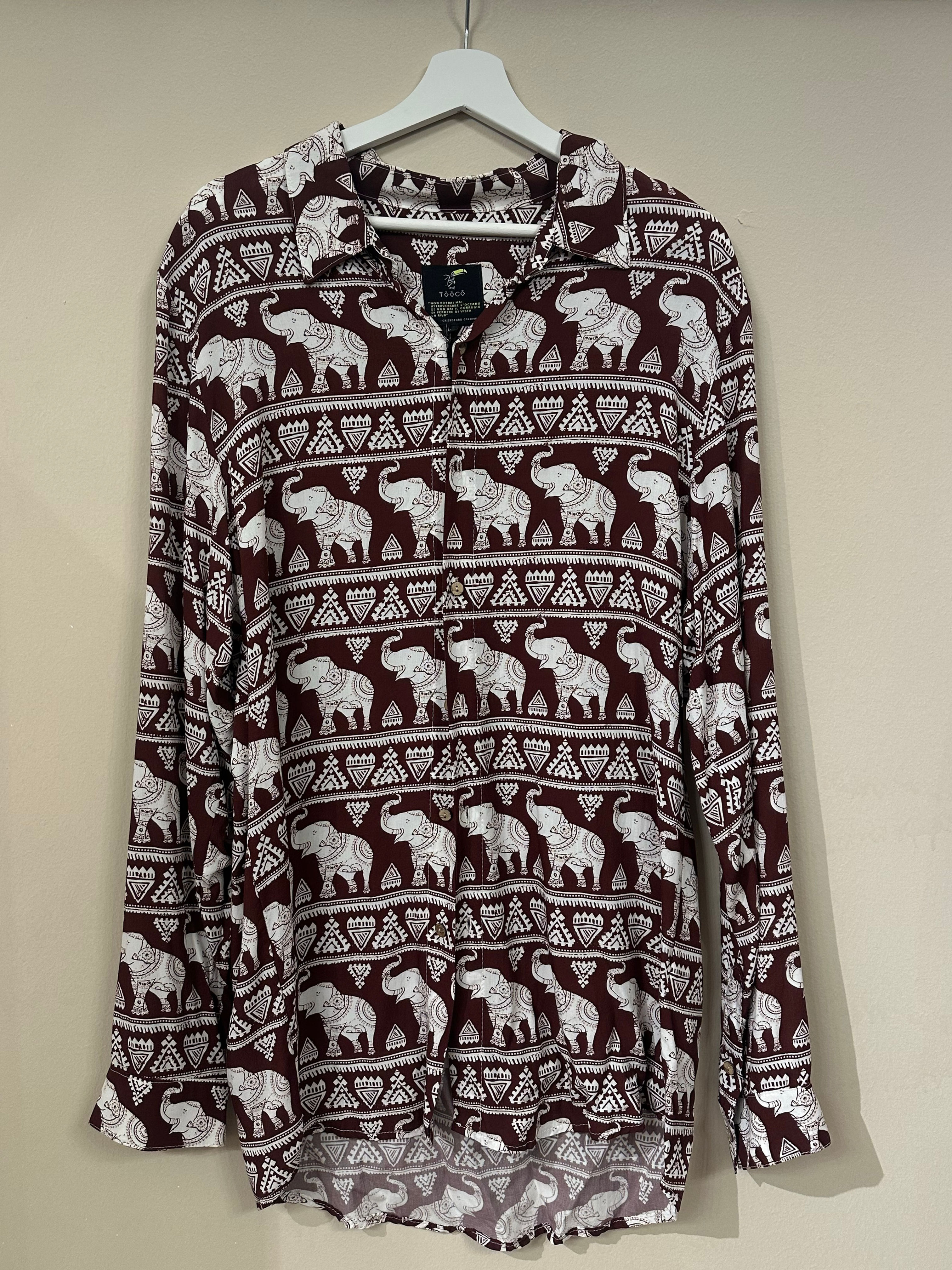 Camicia 100% Viscosa color vino fantasia elefanti 