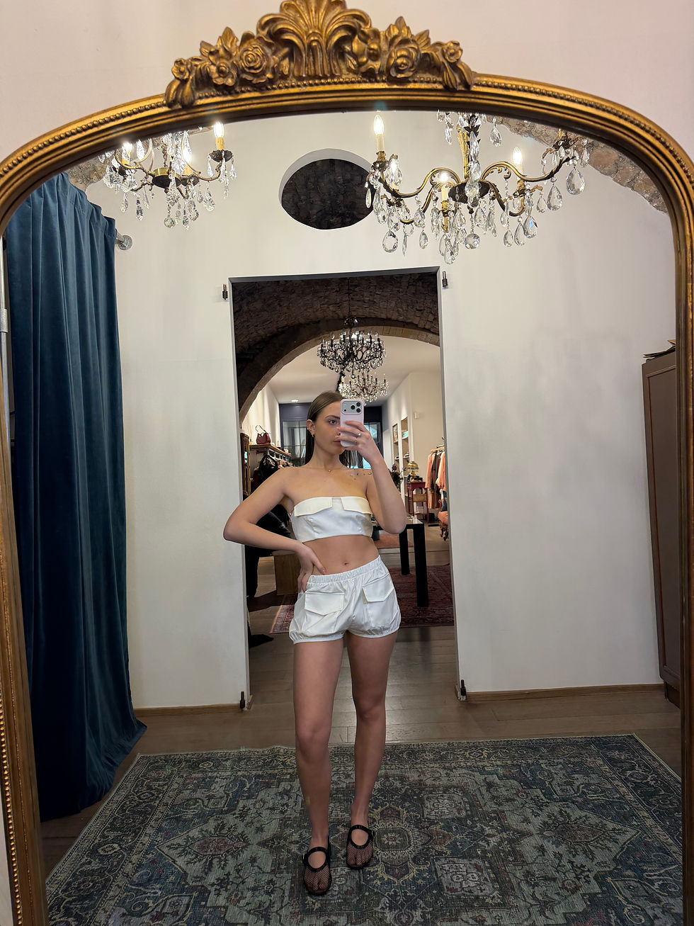 Miniatura: Completo bianco top a fascia con shorts a palloncino 