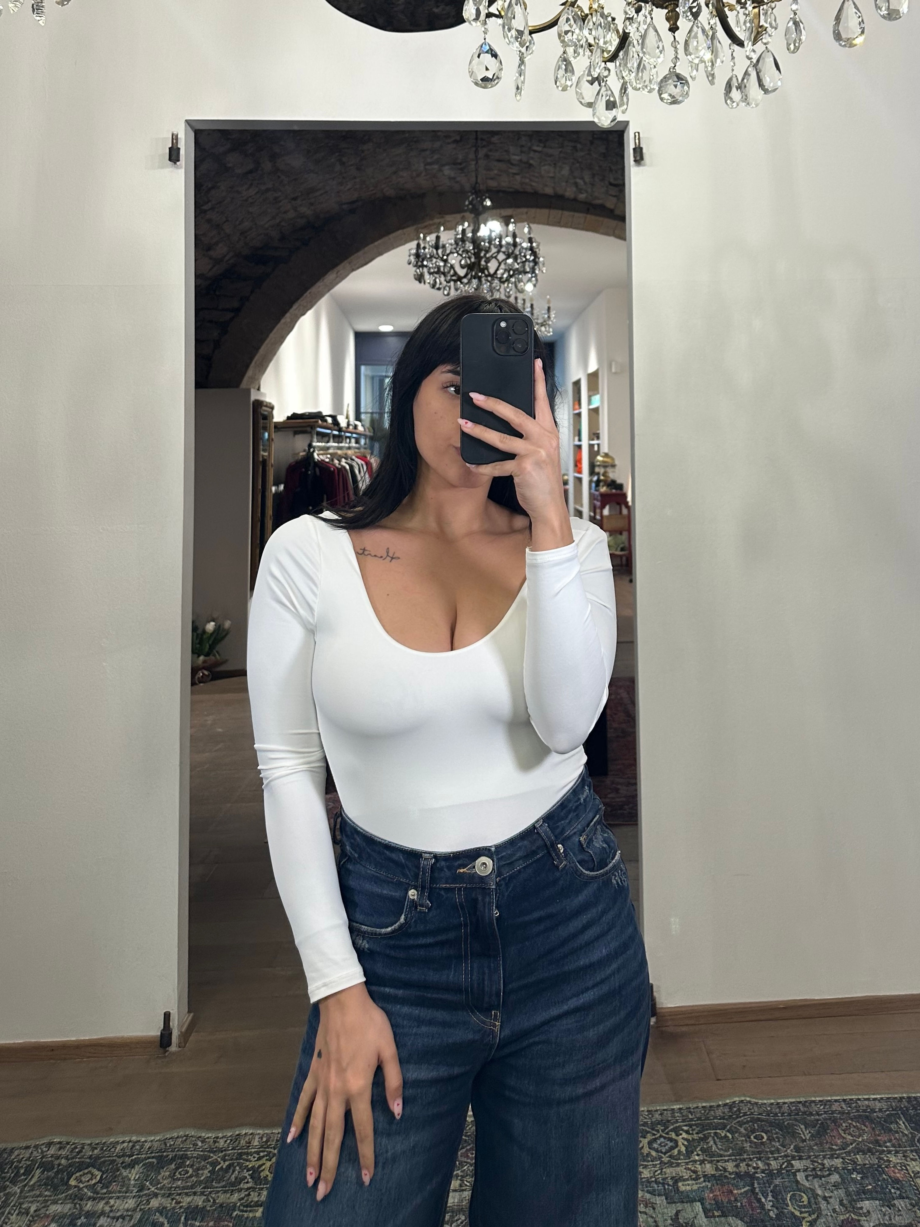 Body bianco aderente scollatura rotonda  
