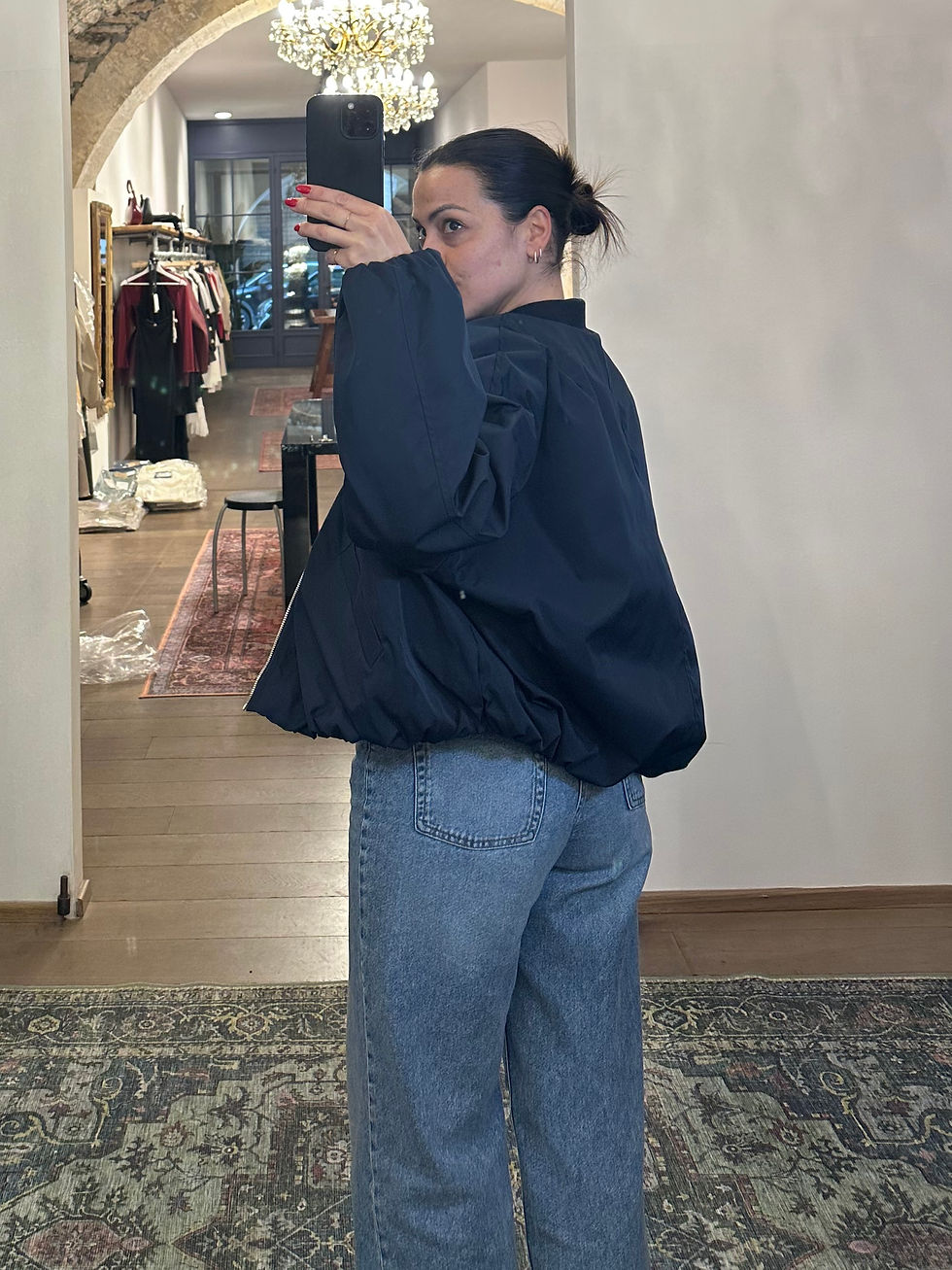 Miniatura: Bomber blu navy trapuntato leggermente oversize 