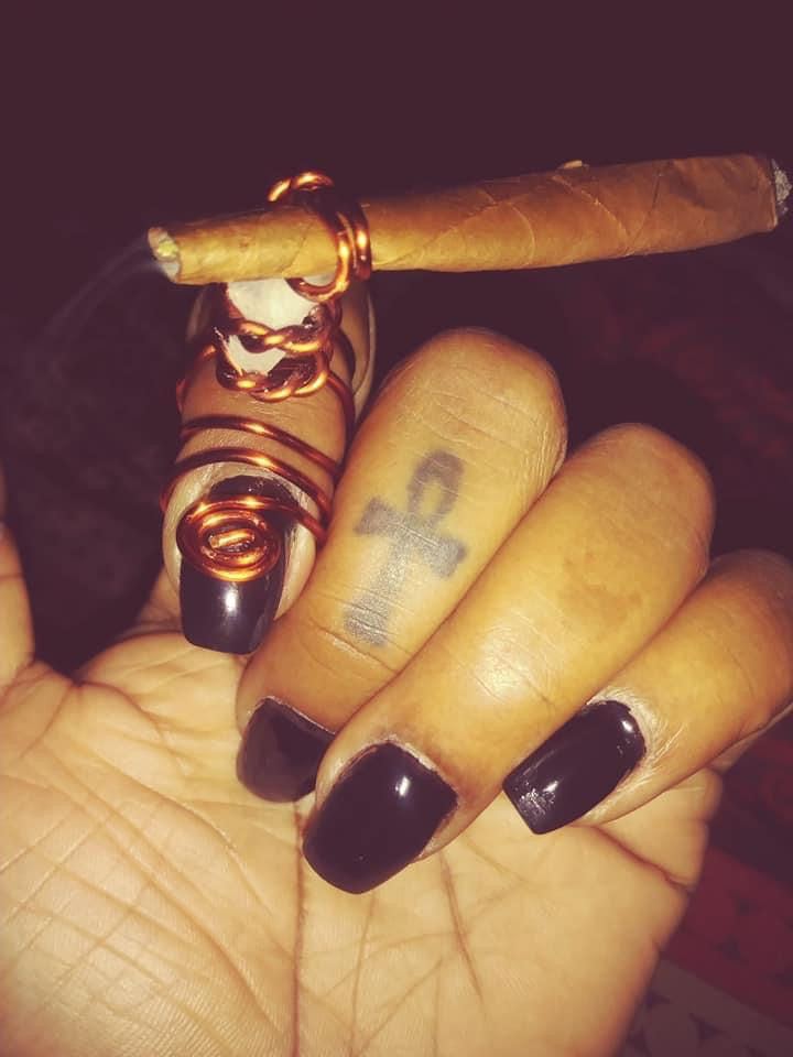 Thumbnail: Copper healing quartz stone clip ring 