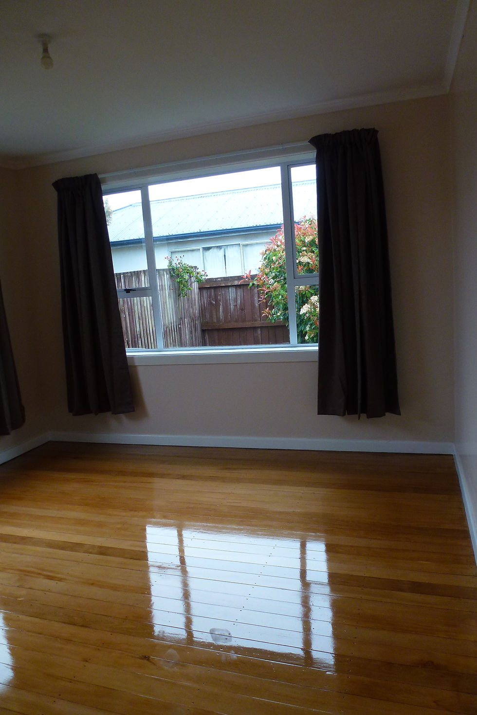 Main Bedroom - no furniture