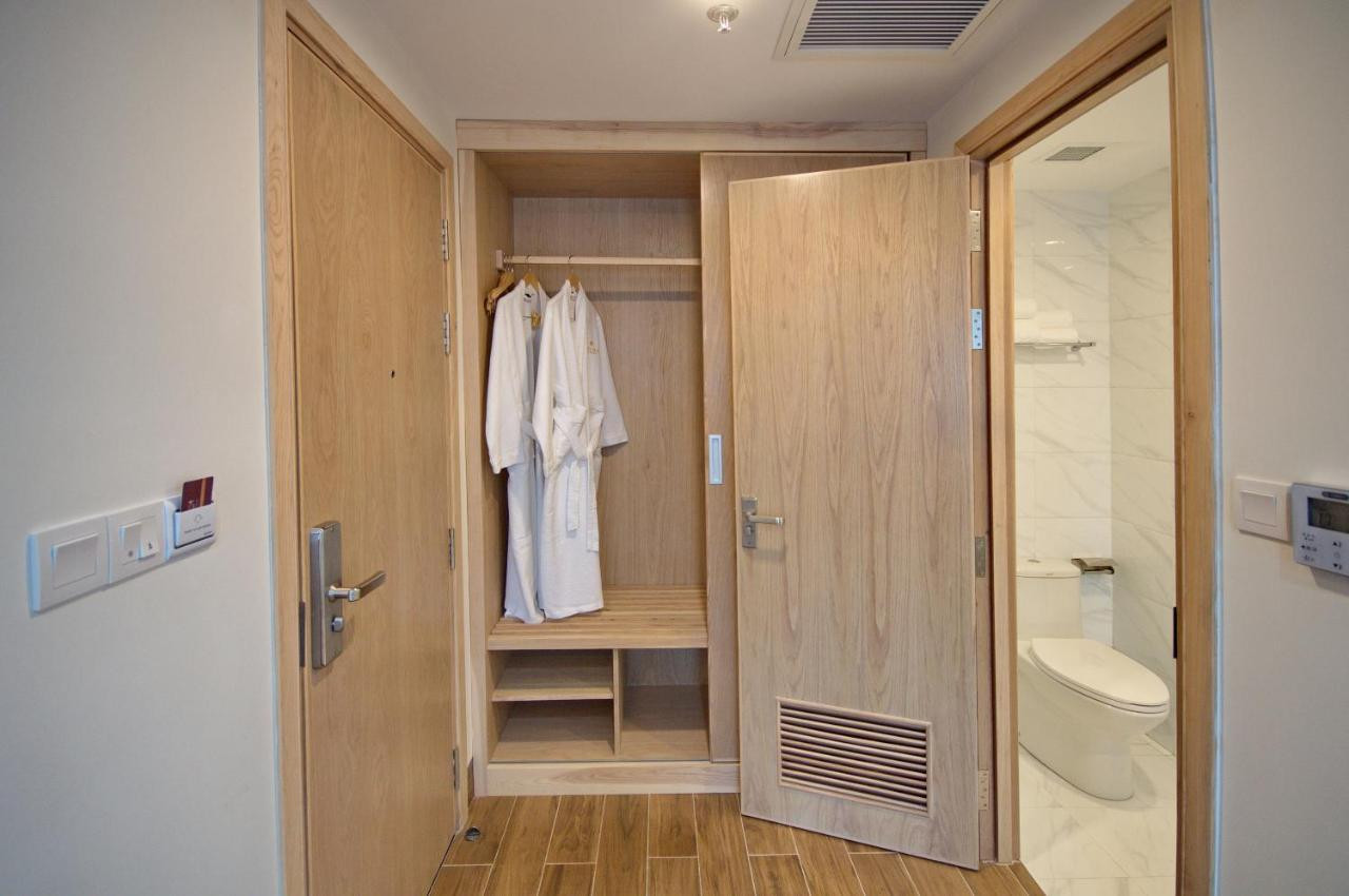 Deluxe Twin Room with Sea View