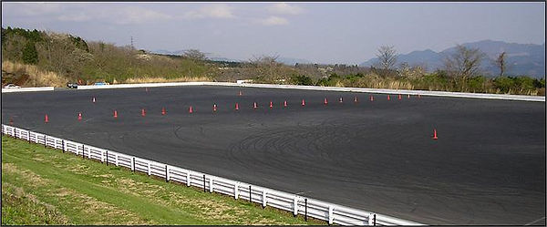 FSWジムカーナ場