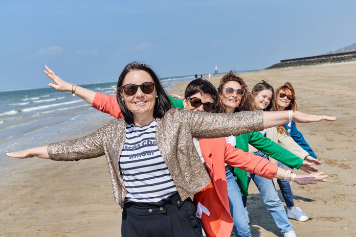 photographie evjf mise en scene oiseau plage deauville