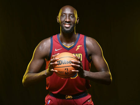 Afrobasket 2025 : Tacko Fall et deux jeunes talents dans la présélection des Lions