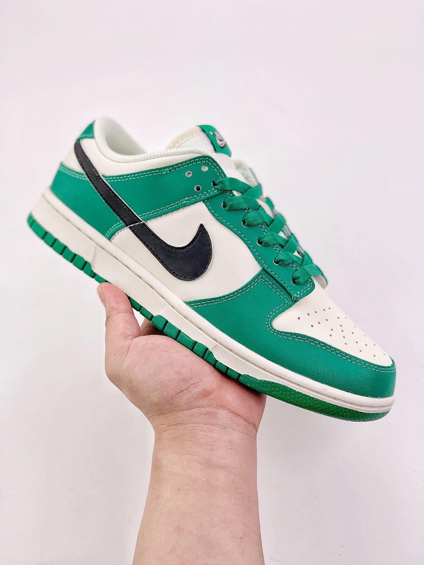 Nike Dunk Low SE “Lottery”