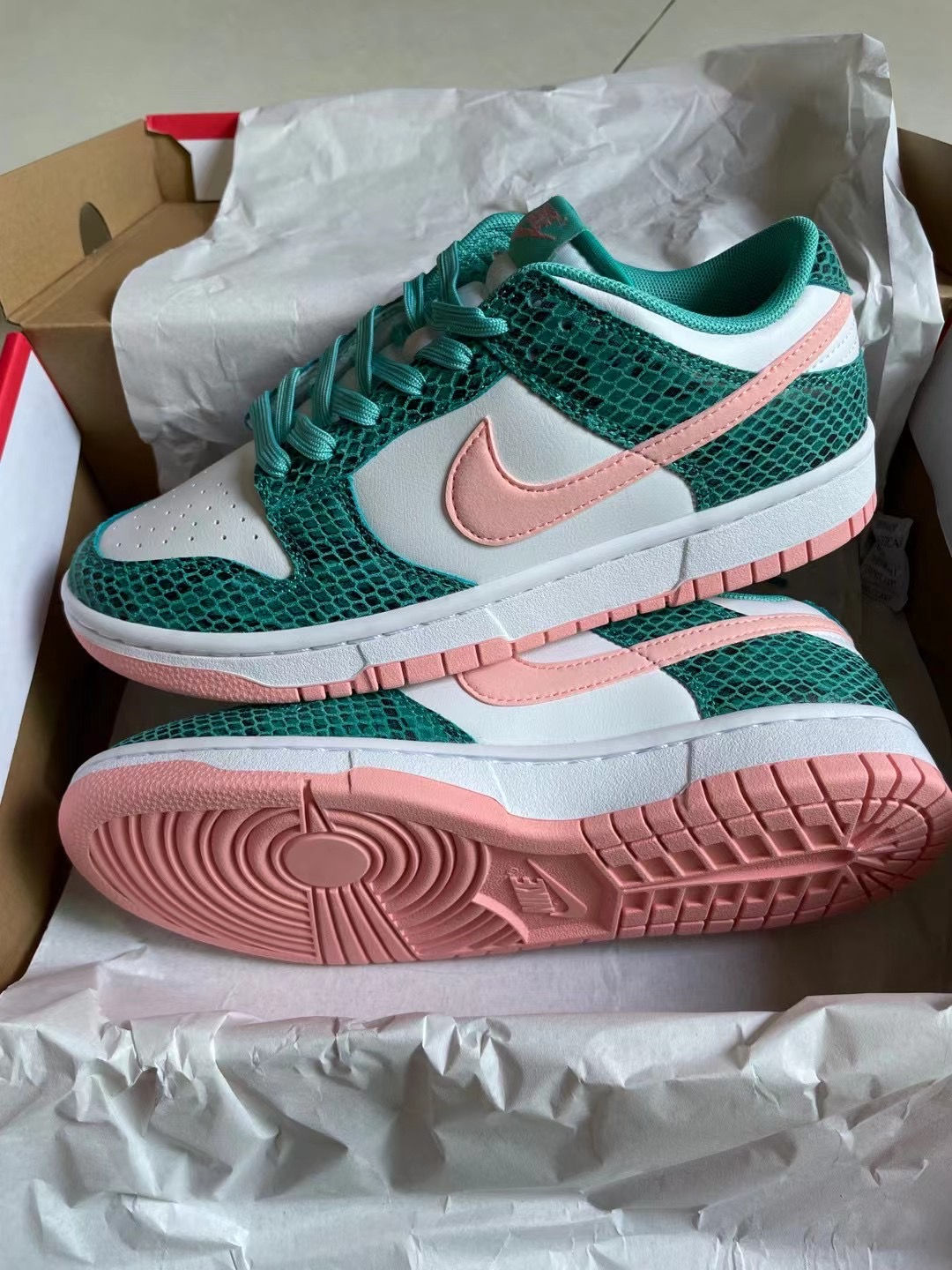 Nike Dunk Low "Snakeskin"