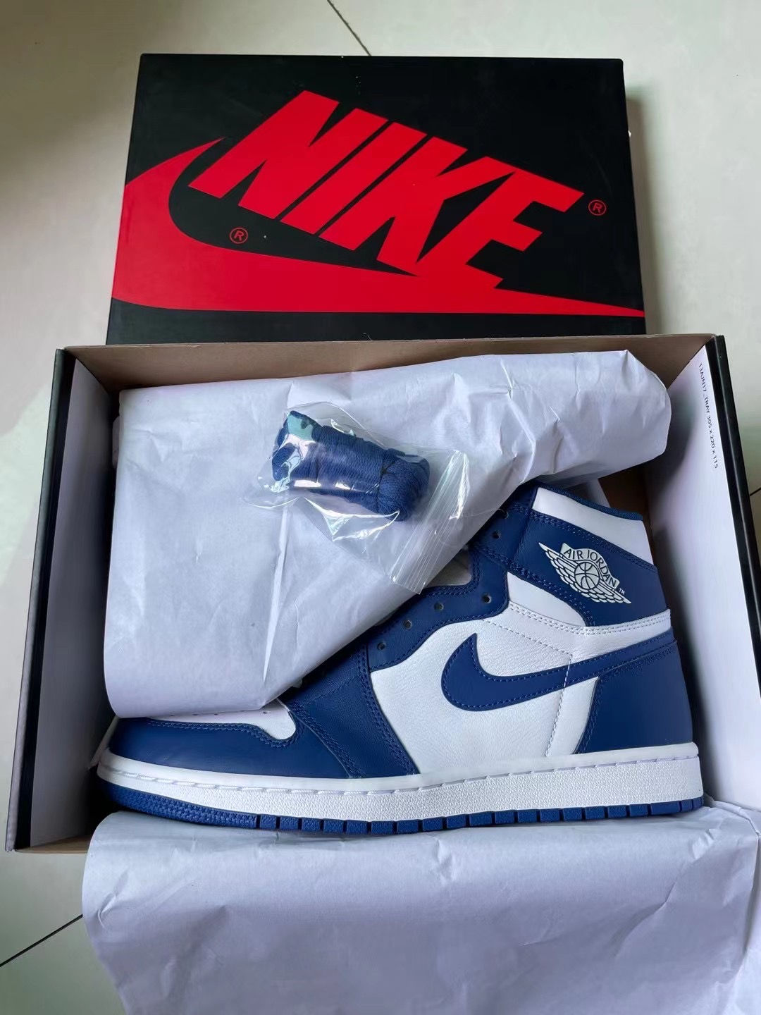 Jordan 1 Hi Retro "Storm Blue"