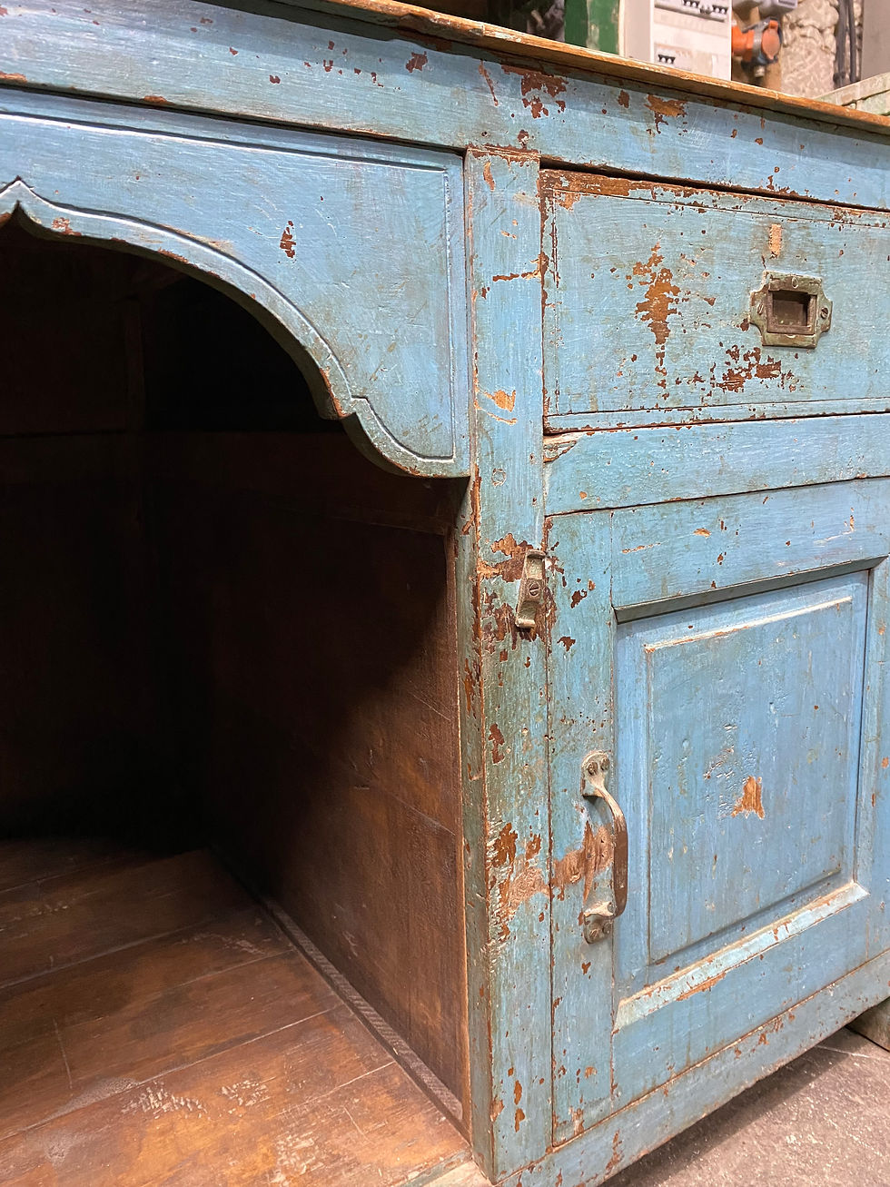 Miniature : bureau colonial en teck laqué bleu - ref 761