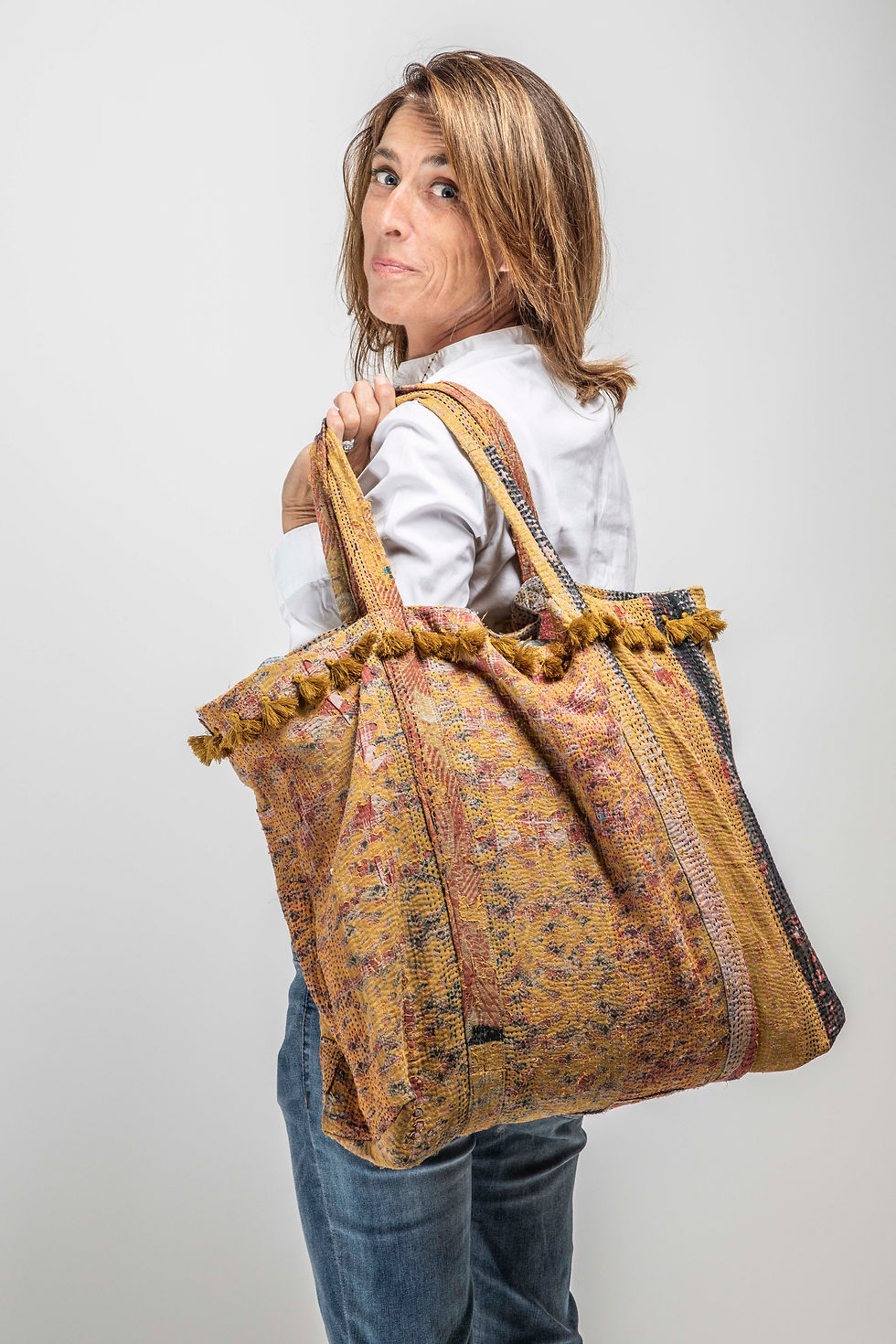 Thumbnail: Sac "pompon" en kantha ancien