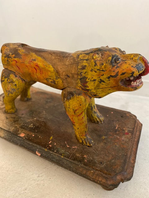 Miniature : Sculpture en bois d'un lion rugissant - ref 644