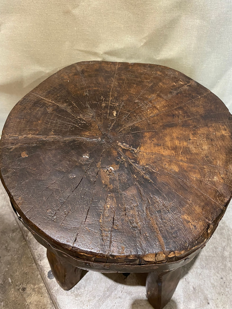 Thumbnail: tabouret naga en bois  - ref1005