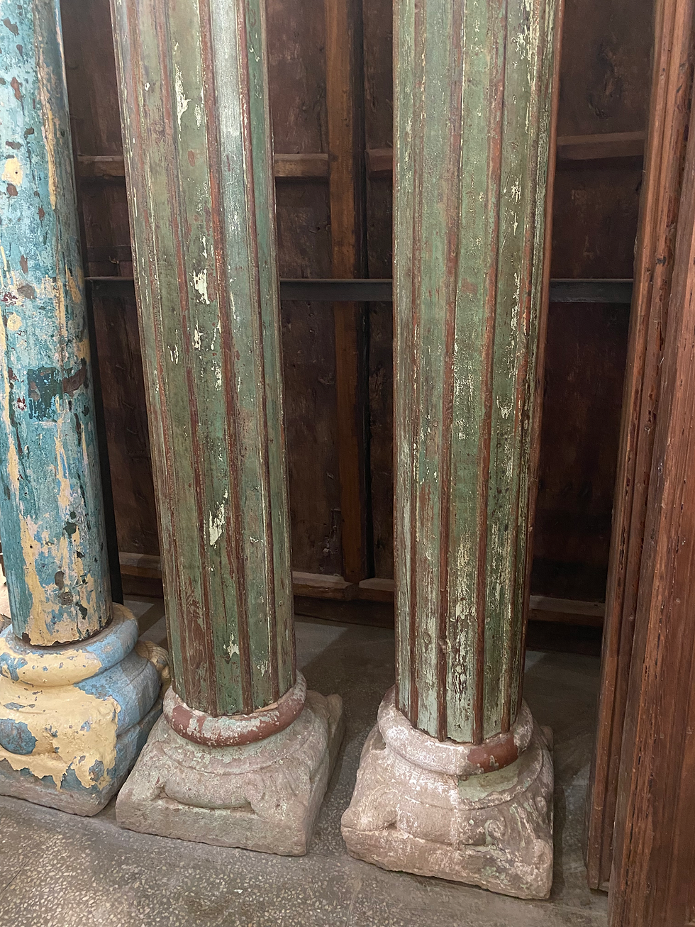 Miniature : Colonne en teck massif patiné vert- ref 1054