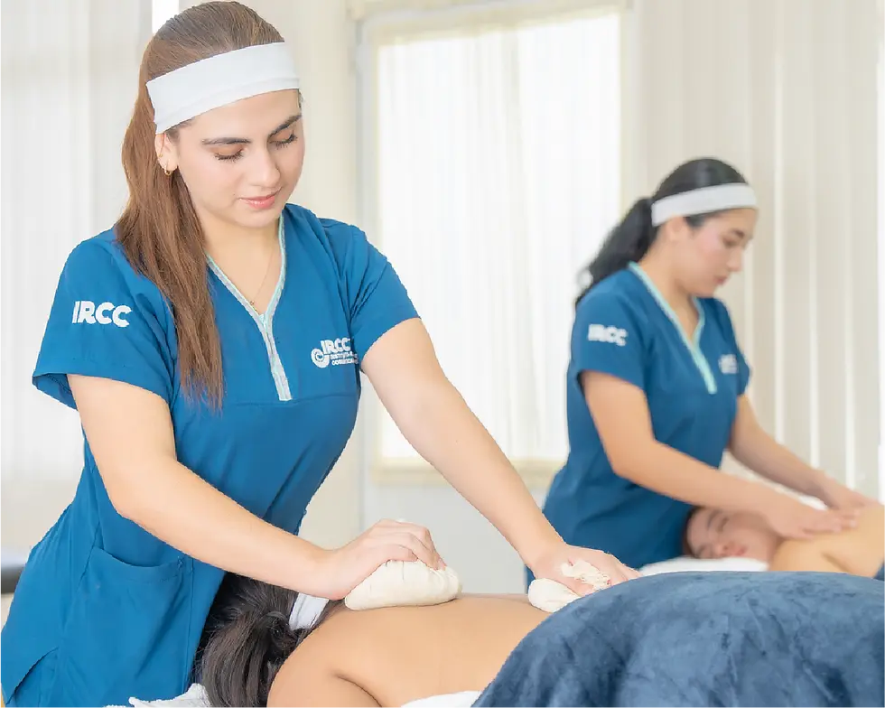 ¿Qué habilidades necesita una cosmetóloga cosmiatra profesional?