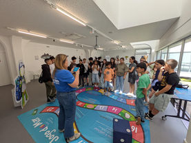 Jogar para descobrir o mar: Escola Azul na Bienal Kids de Peniche