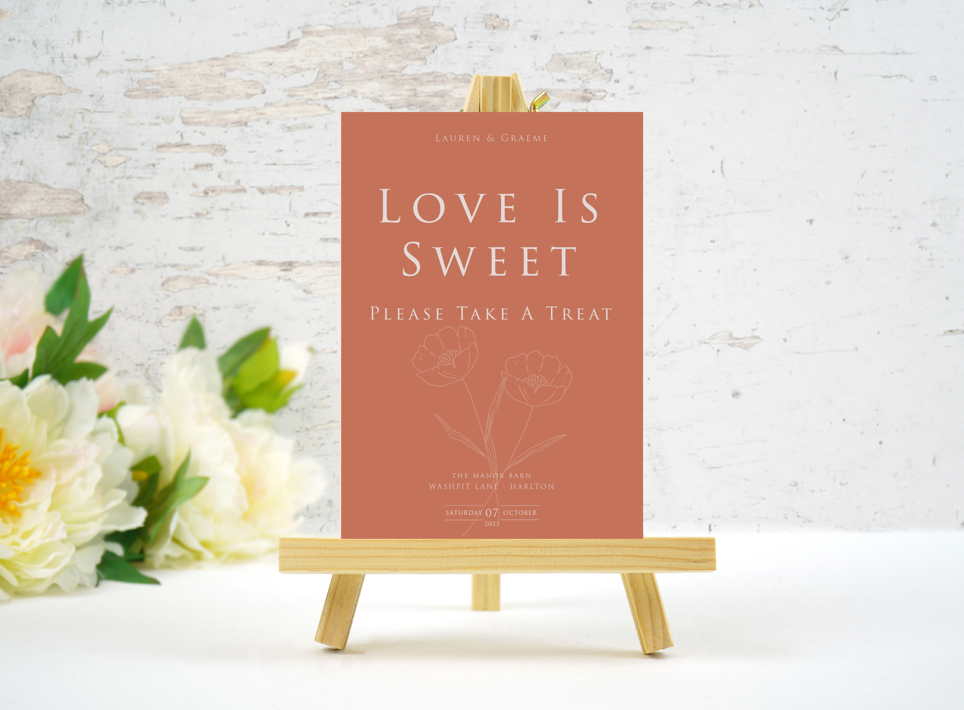 Small Wedding Signs, Love Is Sweet - Dahlia