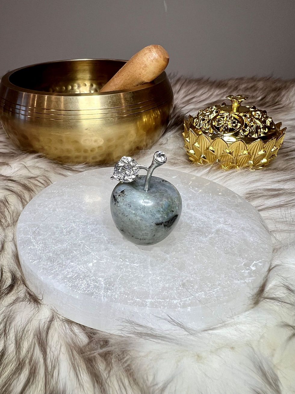 Labradorite Mini Apple "B"