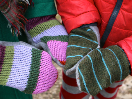 💜 Crafts & Thrifty Finds Made With LoveFebruary 8 Craft – “Second-Chance Sweater Mittens (No-Sew Option!)”