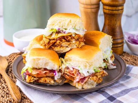 🌵🍲 Chili Champions & Backyard Cooks 🍲🌵🌞 Chuckwagon Recipe of the Day – Friday, August 7, 2026 🌞🏆🔥 Blue Ribbon Cowboy Firecracker BBQ Chicken Sliders 🔥🏆