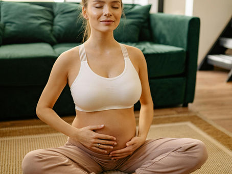 Ostéopathie et grossesse : un accompagnement naturel et doux pour la future maman