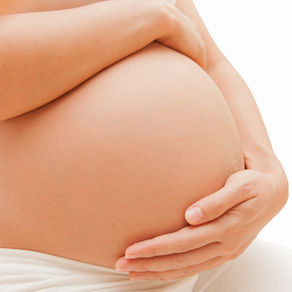 Douleurs du petit bassin chez la femme enceinte et post-partum : l’ostéopathie pour soulager et prévenir