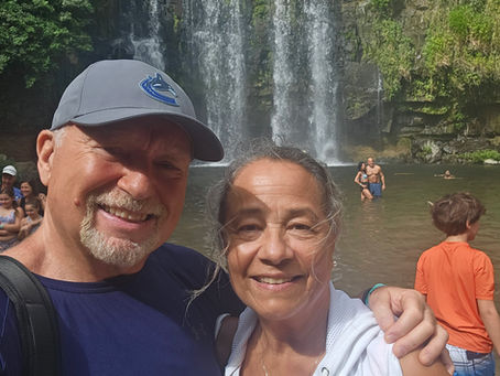 Costa Rica ! Jungle Beauty, Stray Cats, and One Unexpected Lesson in Kindness