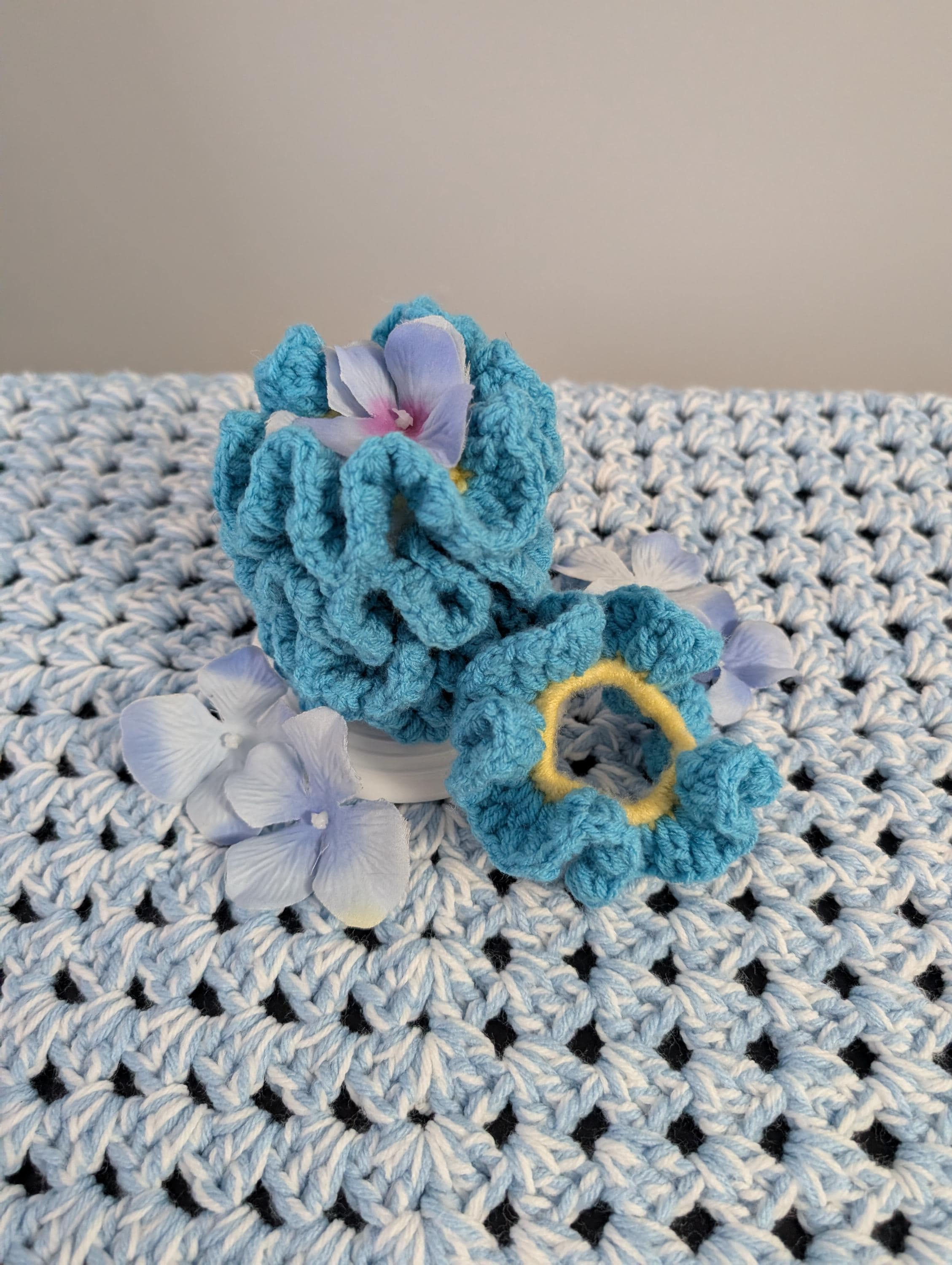 Crochet Flower Scrunchies