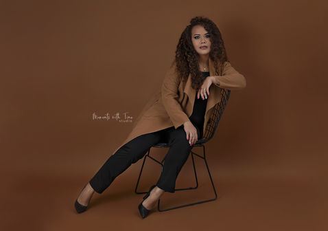 Family photoshoot - Debut Photoshoot - Moments with Tina Studio - Family Packages - Photo Session - Affordable Family Photoshoot - Birthday Packages Dubai - Dubai Photoshoot 