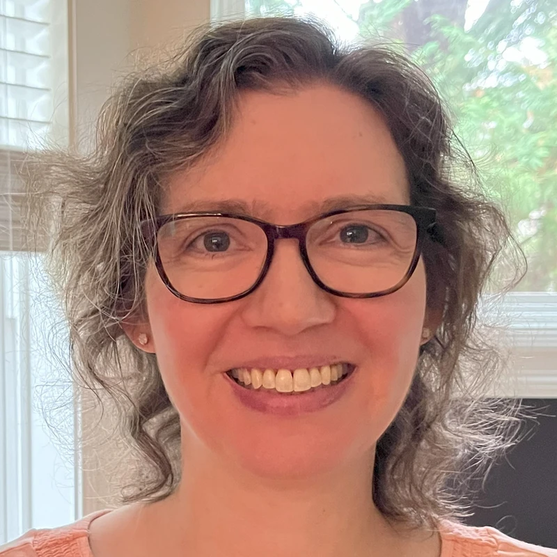 Writer: Julie Fleischer